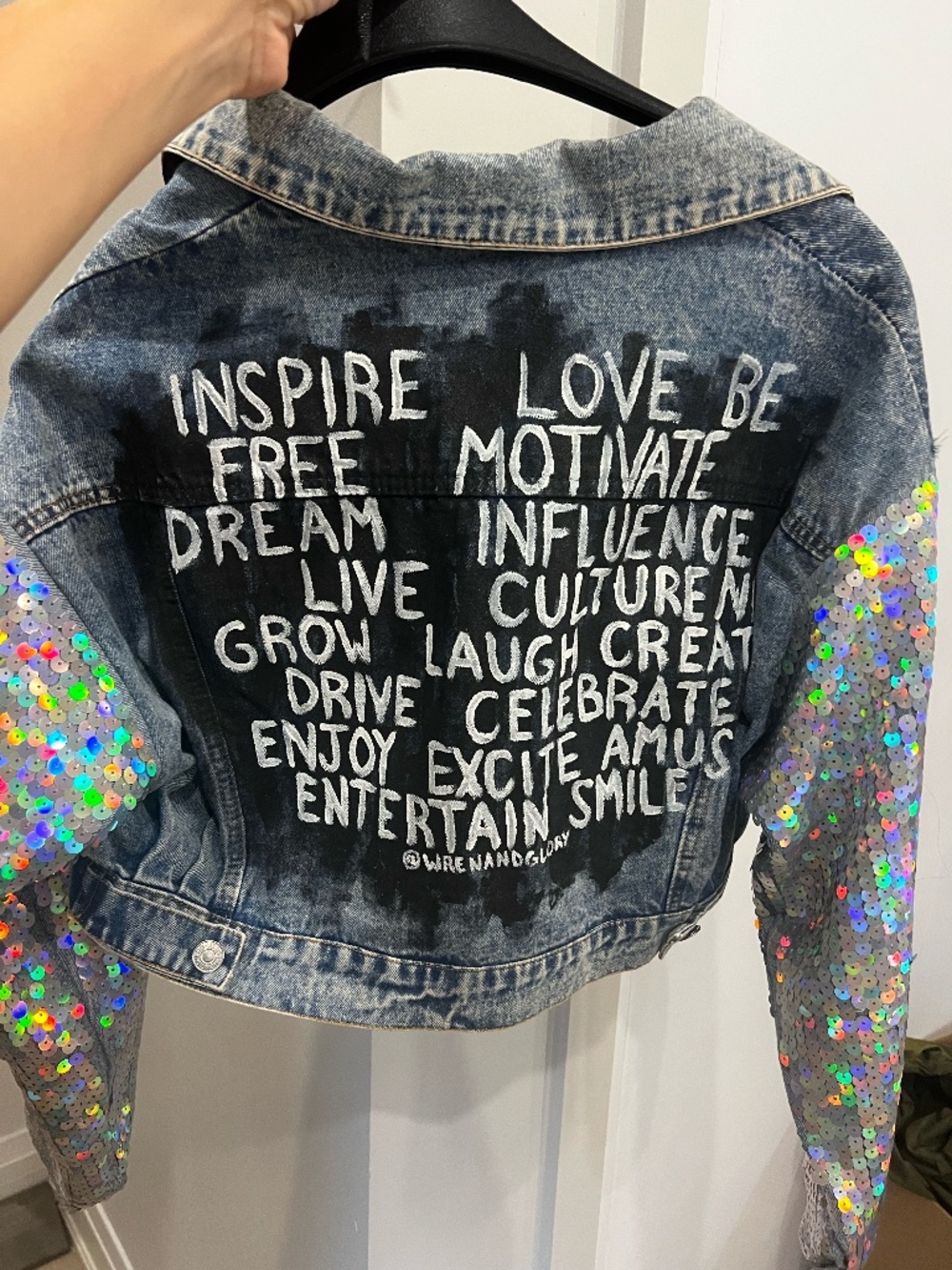 Wren + Glory cropped sequin denim jacket sz M